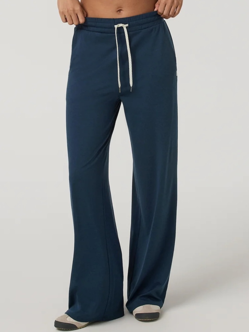 Vuori Wide Leg Pants - Picture 2 of 9